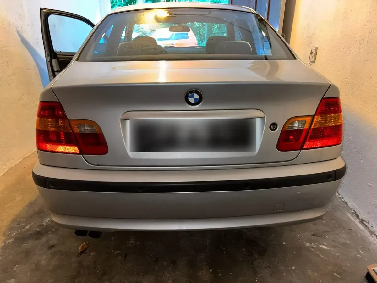 Gebraucht BMW 320 Basis 170 PS (125 kW) 2002 Silber Limousine