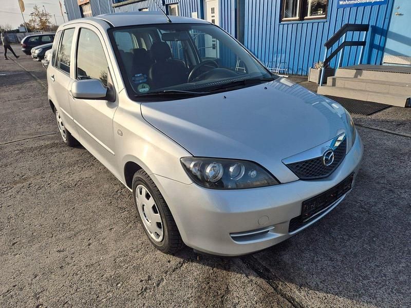 Silber Gebraucht 2006 Mazda 2 Active Kleinwagen | 1.300 € (Superpreis) - Bild 1/4