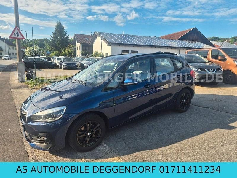 Blau Gebraucht 2019 BMW 216 Active Tourer Advantage Van / Kleinbus | 13.999 € (Fairer Preis) - Bild 1/4