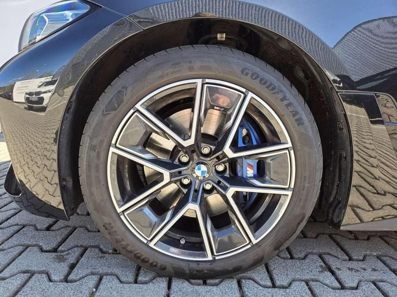 Gebraucht BMW 440 374 PS (275 kW) 2023 Black sapphire metallic Coupé