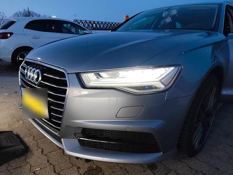 Gebraucht Audi A6 Ambiente 218 PS (160 kW) 2018 Grau Kombi