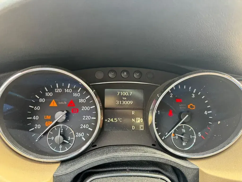 Gebraucht Mercedes R320 224 PS (164 kW) 2009 Blau Kombi