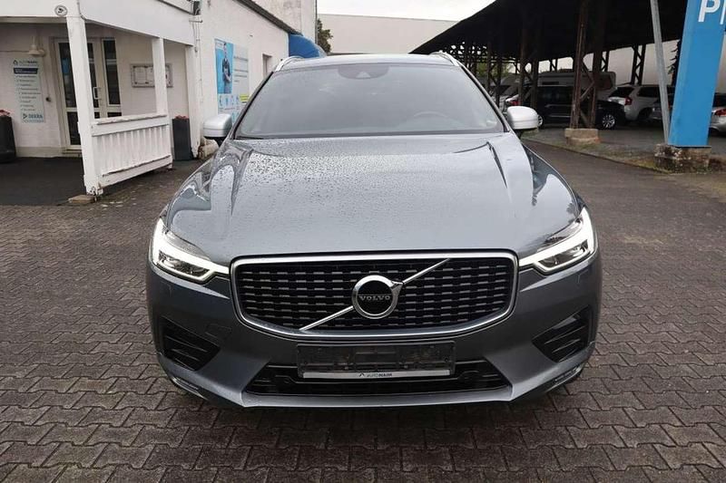 Gebraucht Volvo XC60 R-Design 235 PS (172 kW) 2018 Osmium grey metallic SUV