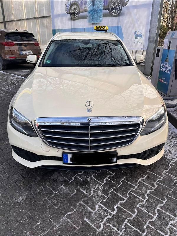 Gebraucht 2019 Mercedes E200 Kombi | 8.999 € (Superpreis) - Bild 1/4