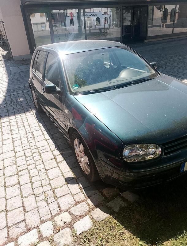 Grün Gebraucht 2003 VW Golf IV Limousine | 450 € (Superpreis) - Bild 1/4