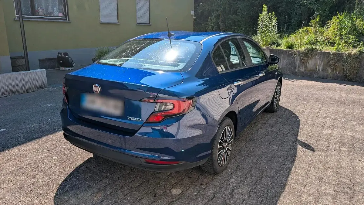 Gebraucht Fiat Tipo 131 PS (96 kW) 2025 Blau Limousine