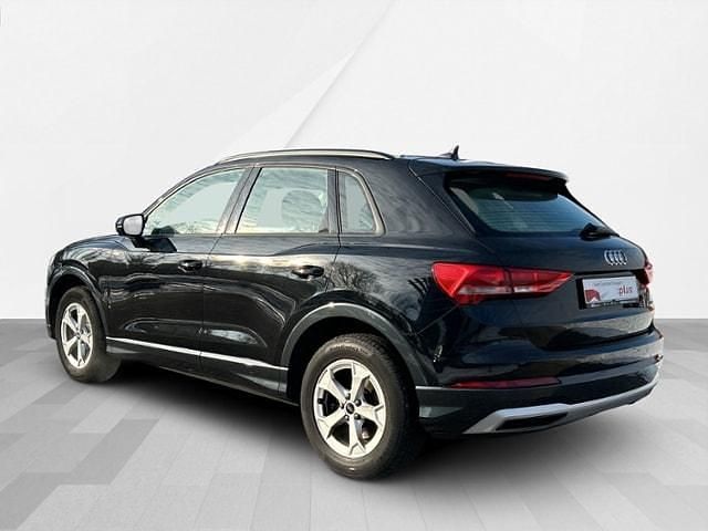Second-hand Audi Q3 Advanced 200 CP (147 kW) 2022 Negru SUV