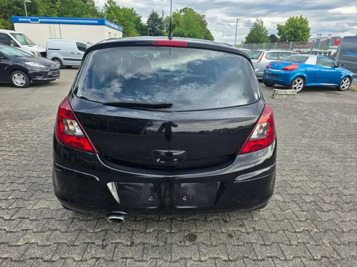 Gebraucht Opel Corsa Color Edition 101 PS (74 kW) 2010 Saphirschwarz mineraleffekt Kleinwagen