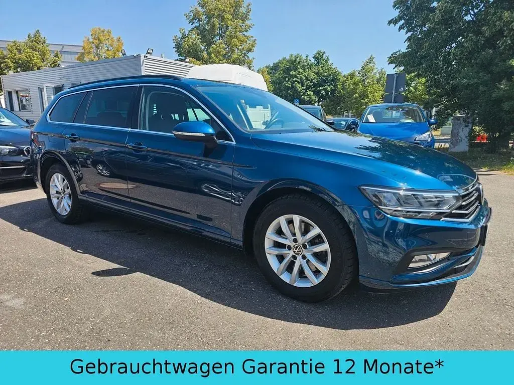 Gebraucht VW Passat Business 150 PS (110 kW) 2021 Blau Limousine