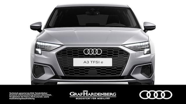 Gebraucht Audi A3 Sportback e-tron Ambiente 204 PS (150 kW) 2023 Florettsilber metallic Kleinwagen