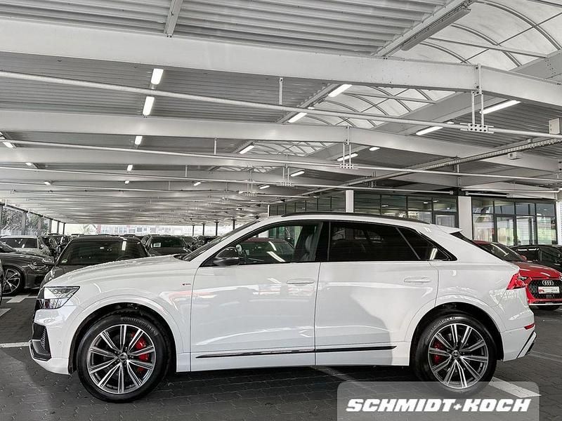 Gebraucht Audi Q8 Competition 286 PS (210 kW) 2022 Gletscherweiß metallic SUV