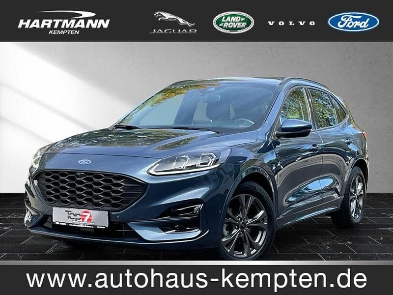 Gebraucht Ford Kuga ST-Line 120 PS (88 kW) 2023 Chromablau (metallic) SUV