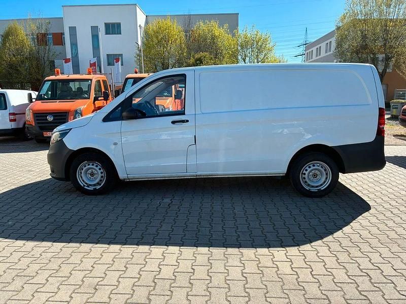 Gebraucht Mercedes Vito 114 PS (83 kW) 2016 Weiß Van
