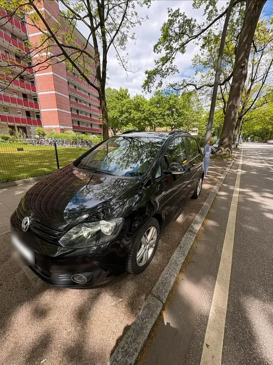 Gebraucht VW Golf Plus Cross Match 122 PS (89 kW) 2012 Schwarz Van / Kleinbus
