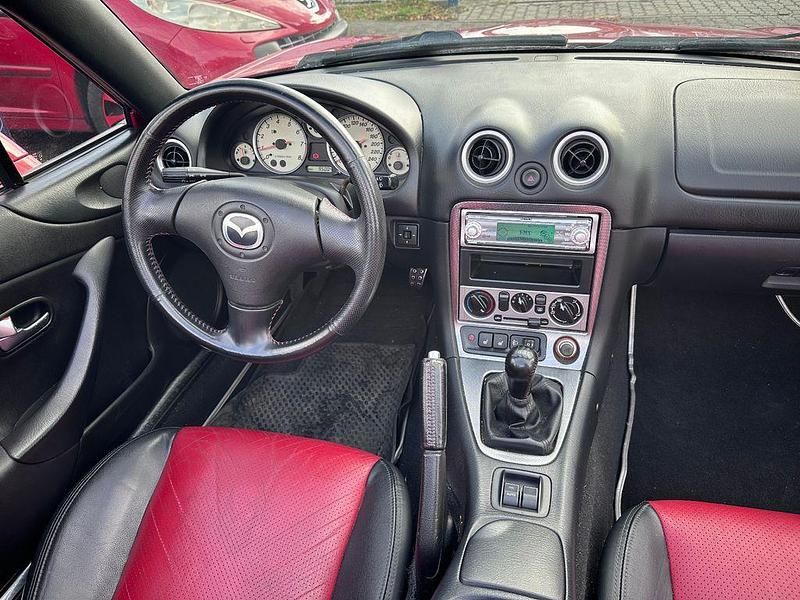 Gebraucht Mazda MX5 110 PS (80 kW) 2004 Rot Cabrio