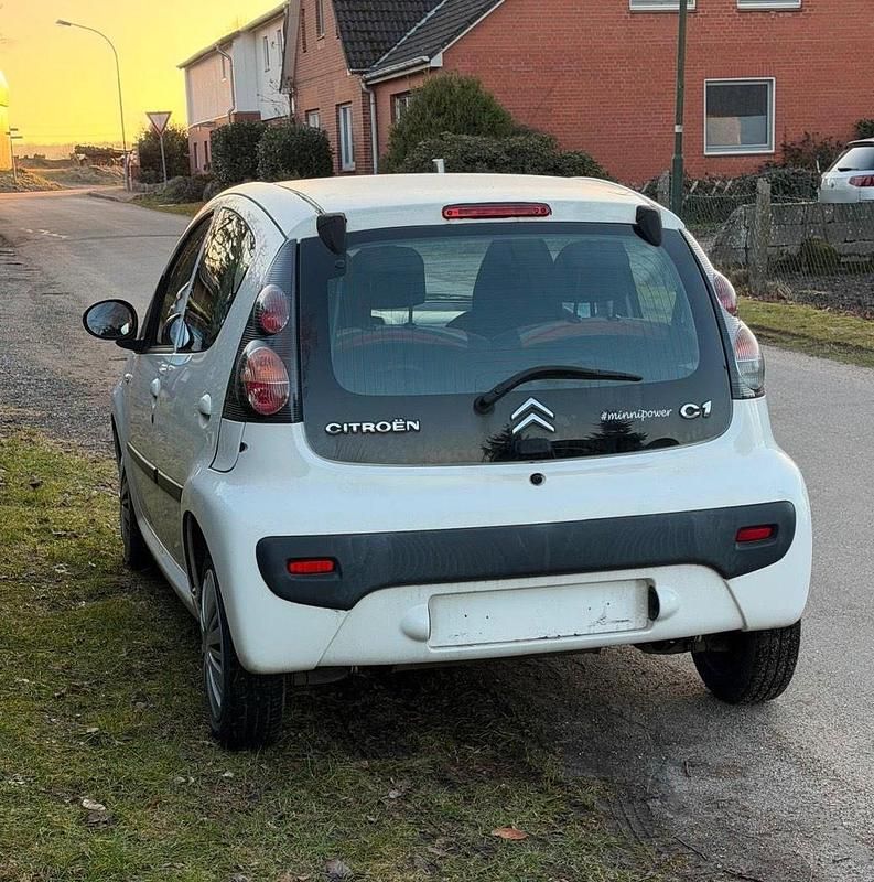 Gebraucht Citroën C1 60 PS (44 kW) 2010 Weiß Kleinwagen
