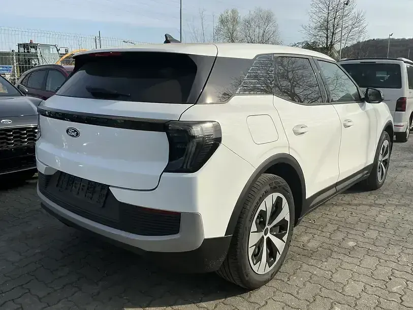Usado Ford Explorer 125 kW (170 CV) 2025 Blanco SUV