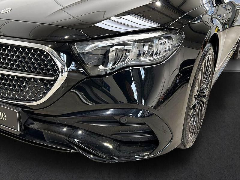 Gebraucht Mercedes E300 AMG 313 PS (230 kW) 2025 Schwarz Limousine
