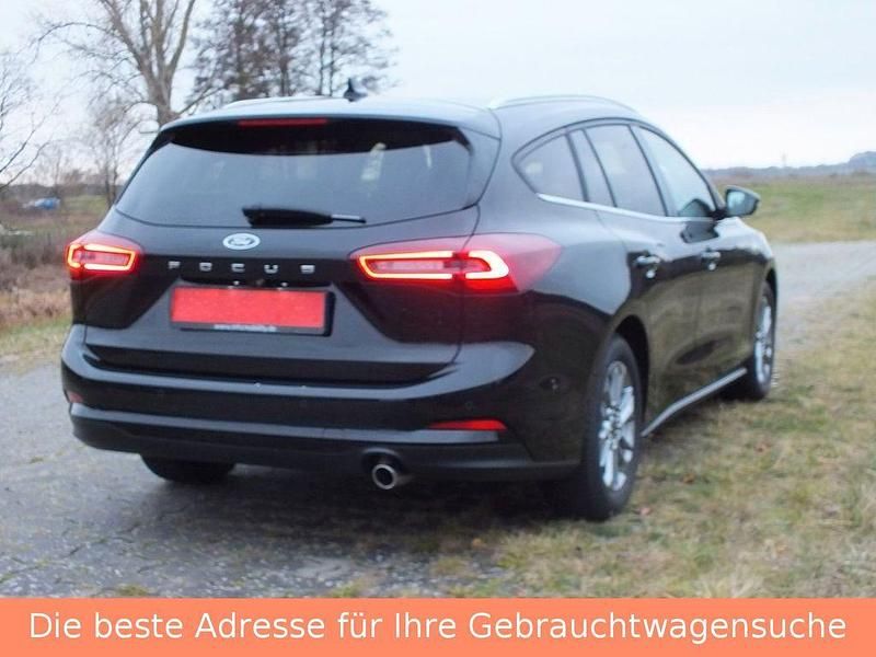 Gebraucht Ford Focus Titanium X 116 PS (85 kW) 2023 Schwarz Limousine