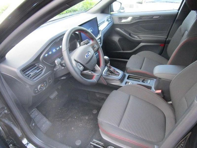 Neu Ford Focus ST-Line X 155 PS (114 kW) 2025 Schwarz Limousine