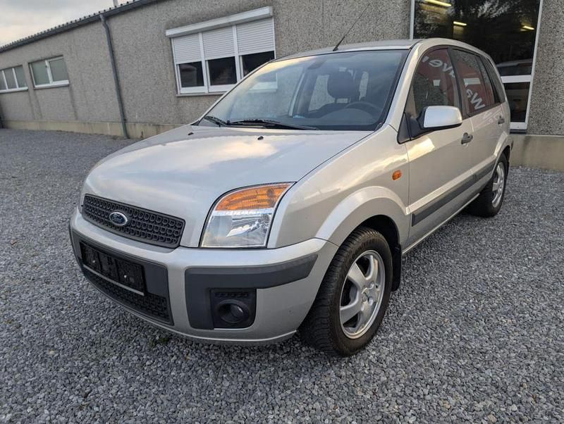 Silber Gebraucht 2007 Ford Fusion Fun X Limousine | 3.300 € (Fairer Preis) - Bild 1/4