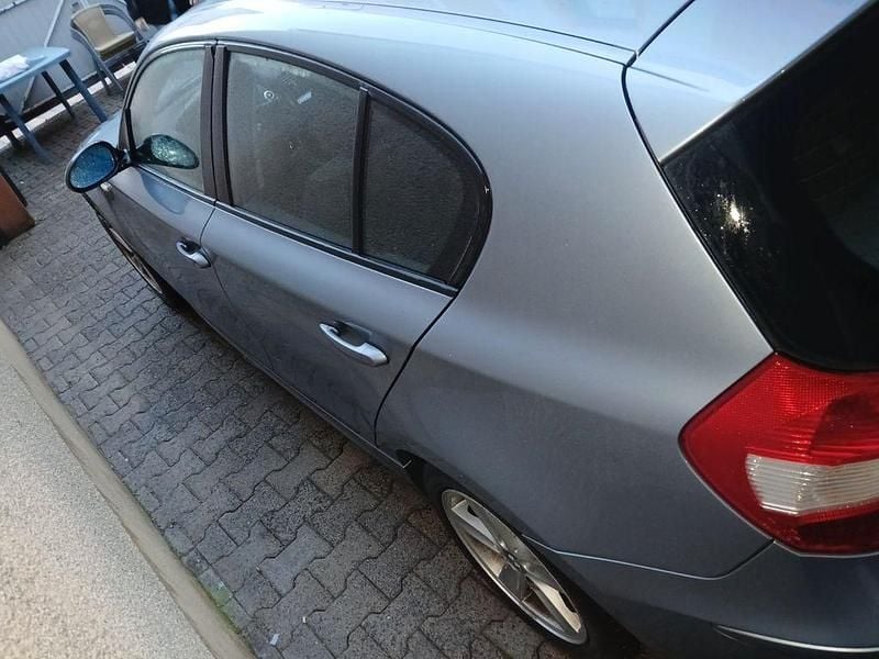 Second-hand BMW 116 122 CP (89 kW) 2006 Gri Hatchback