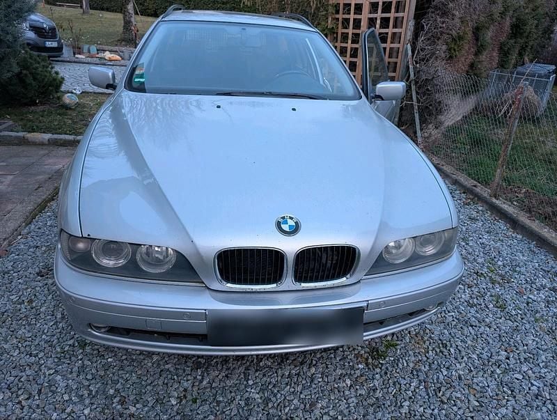 Gebraucht BMW 525 192 PS (141 kW) 2001 Silber Kombi