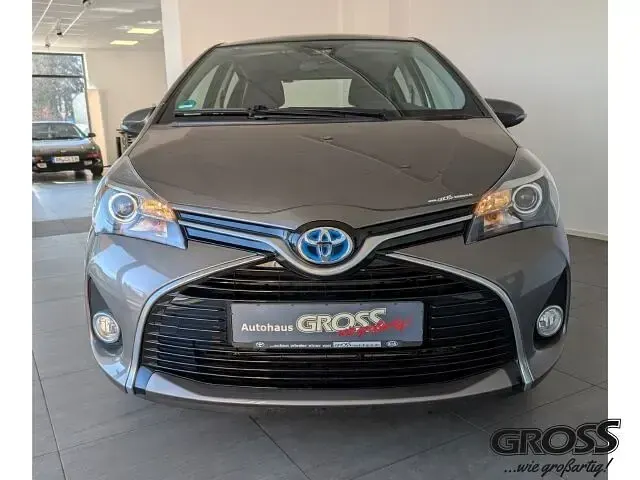 Gebraucht Toyota Yaris Edition-S 101 PS (74 kW) 2017 Andere farbe Kleinwagen