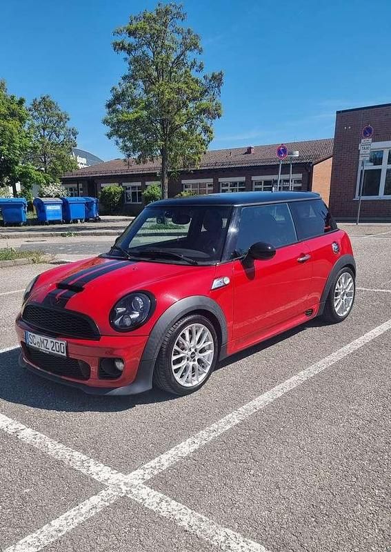 Rot Gebraucht 2012 Mini Cooper S Kleinwagen | 11.199 € (Fairer Preis) - Bild 1/4
