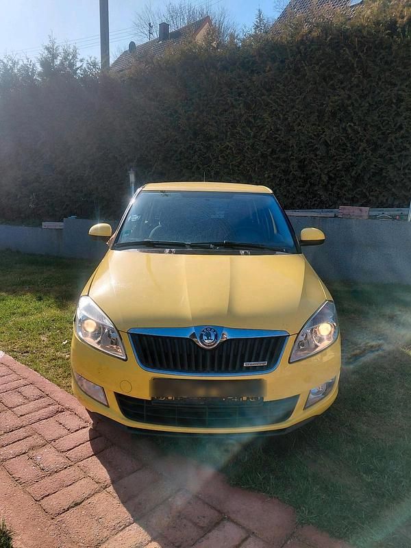 Gebraucht Skoda Fabia 75 PS (55 kW) 2012 Gelb Kombi
