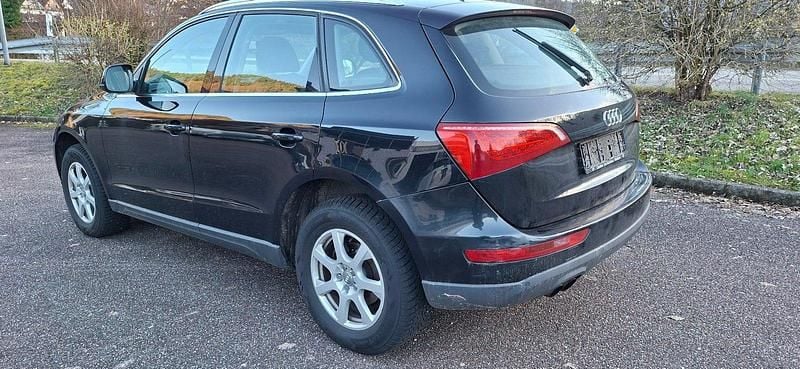 Usado Audi Q5 170 HP (125 kW) 2009 Preto SUV