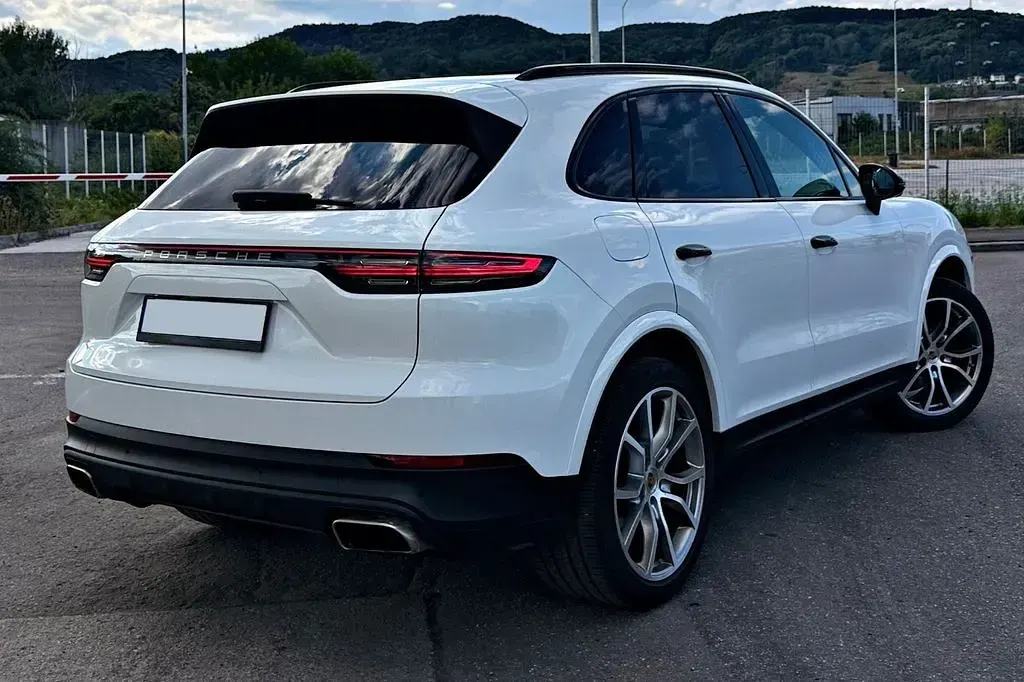 Gebraucht Porsche Cayenne Chrono 340 PS (250 kW) 2019 Weiß SUV
