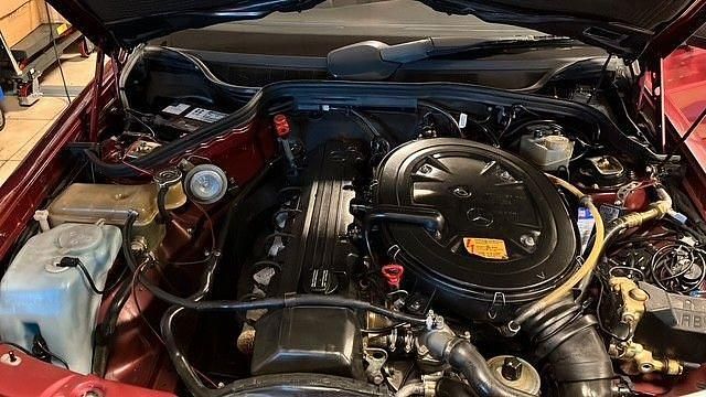 Gebraucht Mercedes 190 160 PS (117 kW) 1990 Rot Limousine