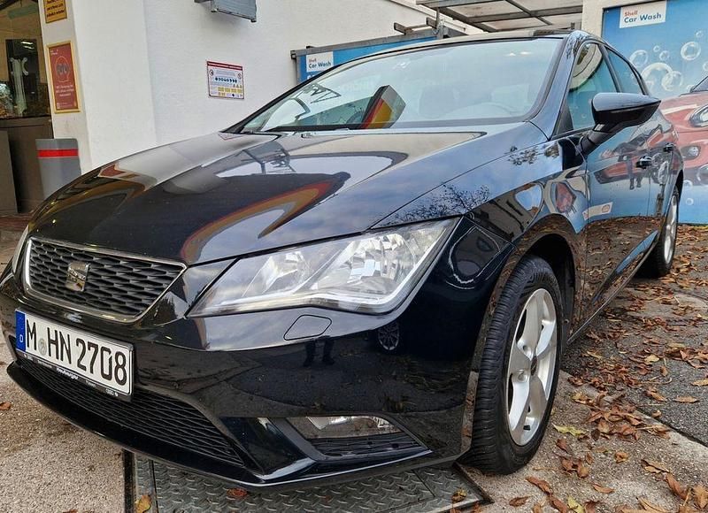 Schwarz Gebraucht 2014 Seat Leon Style Limousine | 8.200 € (Fairer Preis) - Bild 1/4