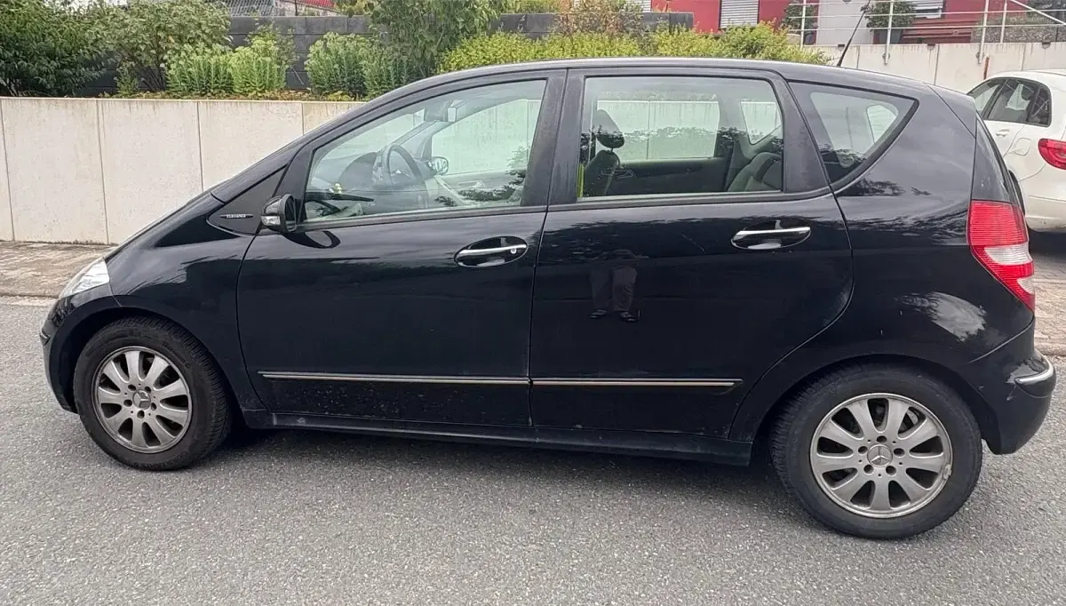 Gebraucht Mercedes A150 95 PS (69 kW) 2005 Schwarz Kleinwagen