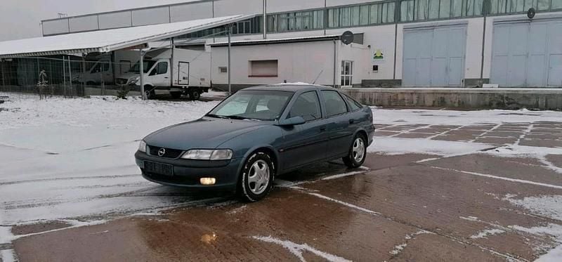 Gebraucht 1998 Opel Vectra Limousine | 1.000 € (Guter Preis) - Bild 1/4