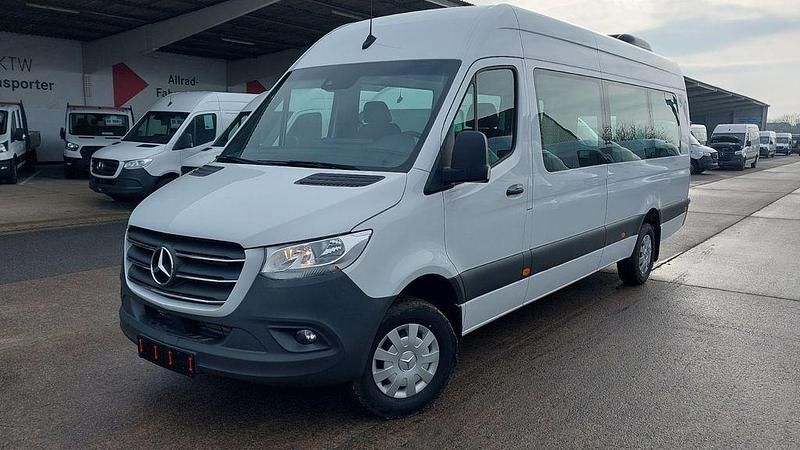 Neu Mercedes Sprinter 170 PS (125 kW) 2025 Weiß Van