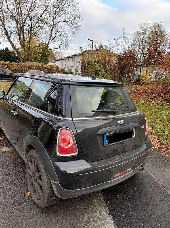 Gebraucht Mini ONE 75 PS (55 kW) 2011 Schwarz Kleinwagen