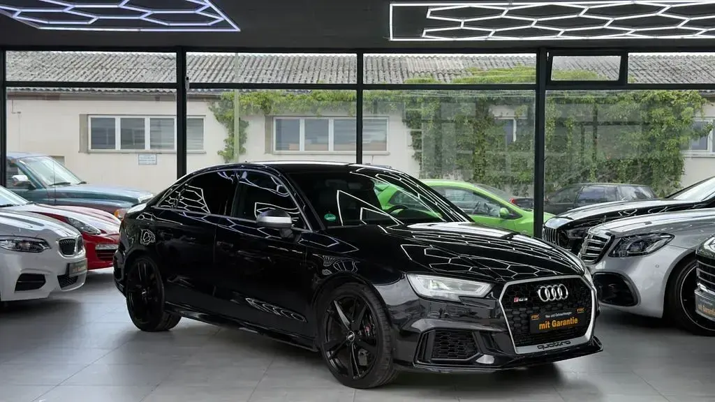 Gebraucht Audi RS3 Sport 400 PS (294 kW) 2019 Schwarz Limousine