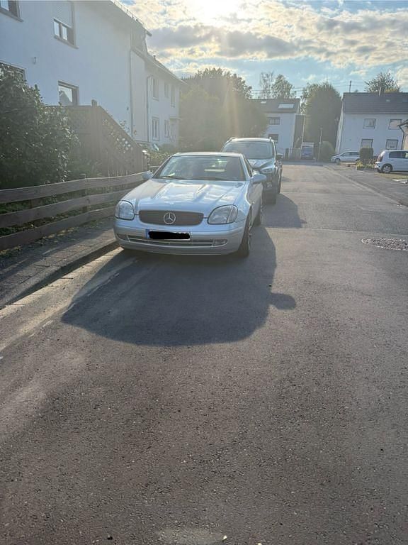 Silber Gebraucht 1998 Mercedes SLK200 Cabrio | 3.000 € (Fairer Preis) - Bild 1/4