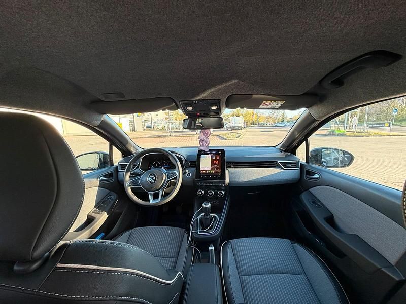 Gebraucht Renault Clio V Techno 90 PS (66 kW) 2024 Schwarz Limousine