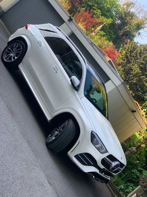 Weiß Gebraucht 2021 Mercedes GLE400 SUV | 69.500 € (Fairer Preis) - Bild 1/4