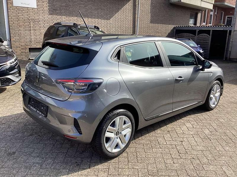 Gebraucht Renault Clio V Evolution 91 PS (66 kW) 2025 Dolomitgrau Kleinwagen