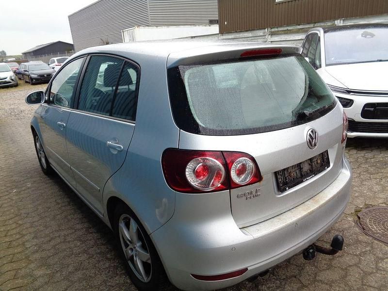 Gebraucht VW Golf Plus Cross Highline 122 PS (89 kW) 2010 Silber Van / Kleinbus