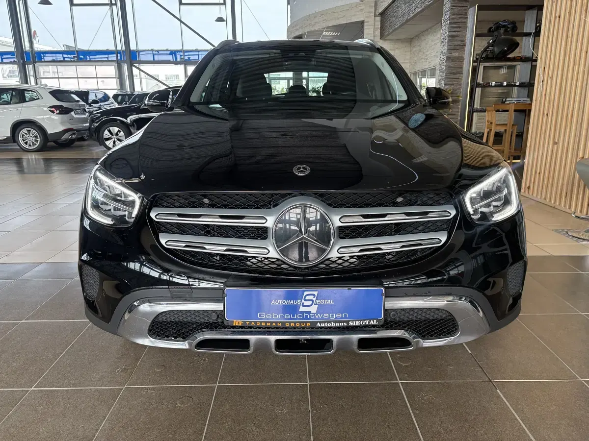 Gebraucht Mercedes GLC300e Business 320 PS (235 kW) 2020 Schwarz SUV