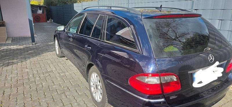 Gebraucht Mercedes E280 231 PS (169 kW) 2008 Blau Kombi