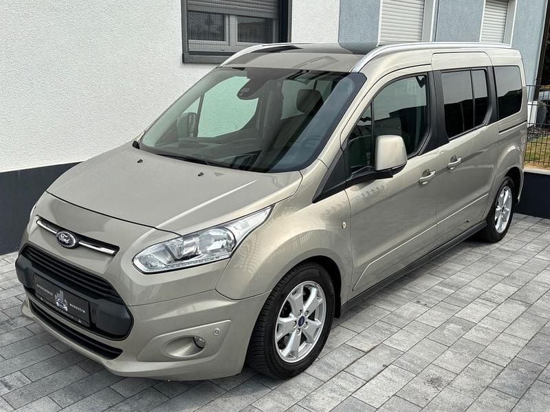 Gold Gebraucht 2016 Ford Grand Tourneo Connect Titanium Van / Kleinbus | 10.950 € (Fairer Preis) - Bild 1/4