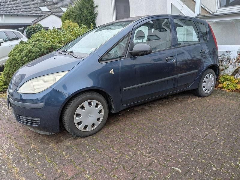 Blau Gebraucht 2006 Mitsubishi Colt Limousine | 700 € (Superpreis) - Bild 1/1