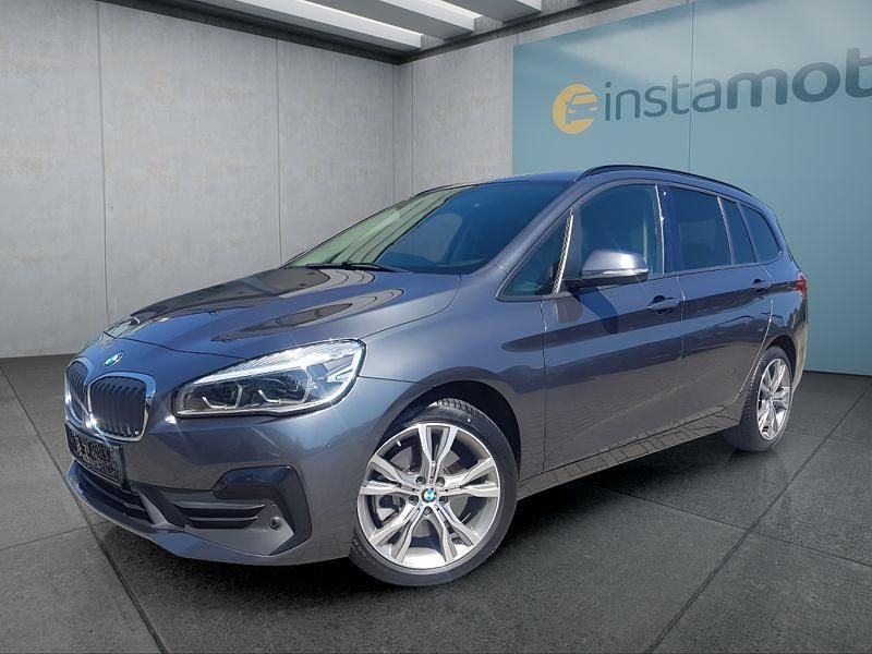 Grau Gebraucht 2020 BMW 218 Gran Tourer Van / Kleinbus | 23.699 € (Teuer) - Bild 1/4