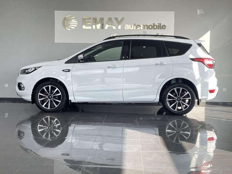 Gebraucht Ford Kuga ST-Line 150 PS (110 kW) 2018 Weiß SUV